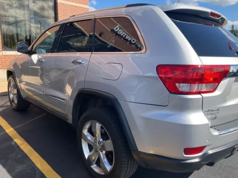 More photos of 2013 Jeep Grand Cherokee Limited at Zeigler Chrysler Dodge Jeep Ram of Grandville, MI