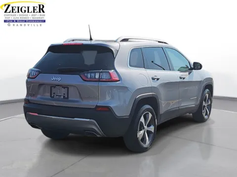 More photos of 2021 Jeep Cherokee Limited at Zeigler Chrysler Dodge Jeep Ram of Grandville, MI