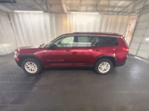 More photos of 2023 Jeep Grand Cherokee L Limited at Zeigler Chrysler Dodge Jeep Ram of Grandville, MI