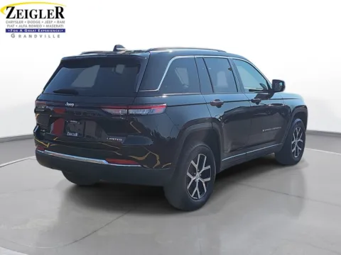 More photos of 2023 Jeep Grand Cherokee Limited at Zeigler Chrysler Dodge Jeep Ram of Grandville, MI
