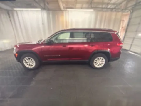 More photos of 2023 Jeep Grand Cherokee L Limited at Zeigler Chrysler Dodge Jeep Ram of Grandville, MI