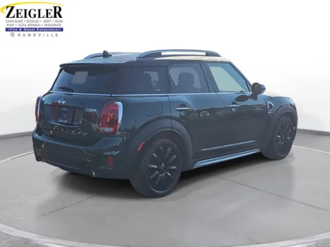 More photos of 2018 MINI Cooper S Countryman at Zeigler Chrysler Dodge Jeep Ram of Grandville, MI