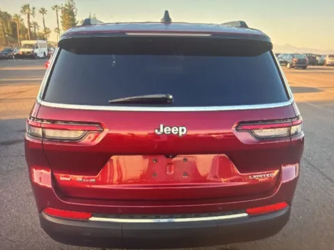 More photos of 2021 Jeep Grand Cherokee L Limited at Zeigler Chrysler Dodge Jeep Ram of Grandville, MI