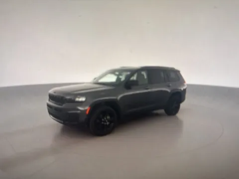 Gray 2023 Jeep Grand Cherokee L Altitude for sale in Grandville, MI