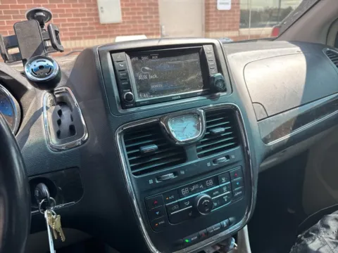 Another view of 2015 Chrysler Town & Country Touring-L for sale in Grandville, MI at Zeigler Chrysler Dodge Jeep Ram of Grandville