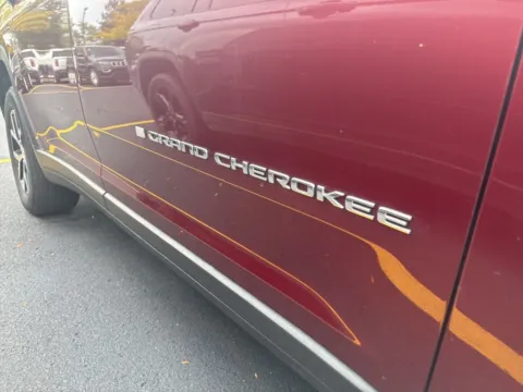 More photos of 2023 Jeep Grand Cherokee L Limited at Zeigler Chrysler Dodge Jeep Ram of Grandville, MI