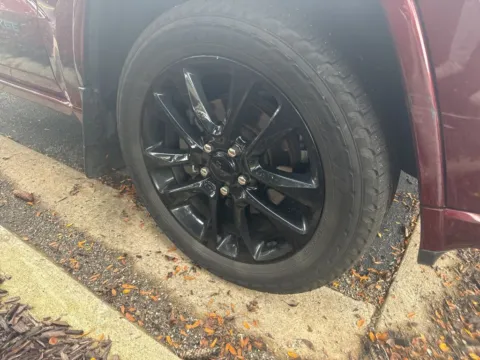 More photos of 2020 Jeep Grand Cherokee Altitude at Zeigler Chrysler Dodge Jeep Ram of Grandville, MI