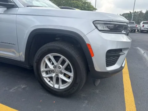 More photos of 2023 Jeep Grand Cherokee Laredo at Zeigler Chrysler Dodge Jeep Ram of Grandville, MI
