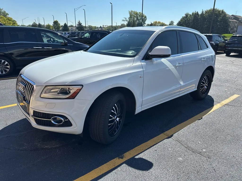 White 2015 Audi Q5 3.0T Prestige for sale in Grandville, MI