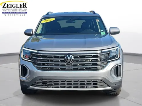 Photos of 2025 Volkswagen Atlas 2.0T SE w/Technology for sale in Grandville, MI at Zeigler Chrysler Dodge Jeep Ram of Grandville