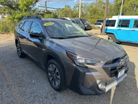 Brown 2024 Subaru Outback Limited for sale in Grandville, MI