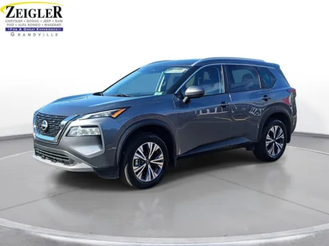 Gray 2022 Nissan Rogue SV for sale in Grandville, MI