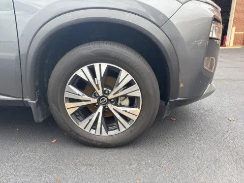 More photos of 2022 Nissan Rogue SV at Zeigler Chrysler Dodge Jeep Ram of Grandville, MI
