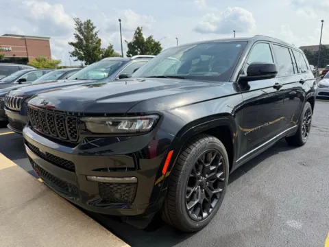 Black 2023 Jeep Grand Cherokee L Summit for sale in Grandville, MI