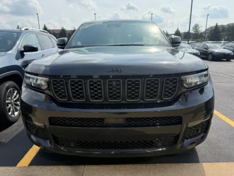 Photos of 2023 Jeep Grand Cherokee L Summit for sale in Grandville, MI at Zeigler Chrysler Dodge Jeep Ram of Grandville