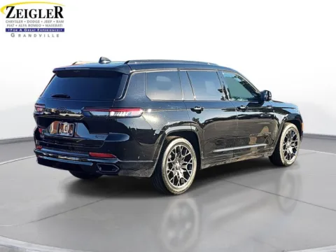 More photos of 2023 Jeep Grand Cherokee L Summit at Zeigler Chrysler Dodge Jeep Ram of Grandville, MI