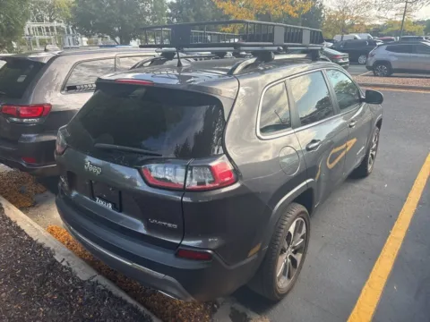 More photos of 2022 Jeep Cherokee Limited at Zeigler Chrysler Dodge Jeep Ram of Grandville, MI