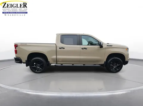 More photos of 2022 Chevrolet Silverado 1500 LT Trail Boss at Zeigler Chrysler Dodge Jeep Ram of Grandville, MI