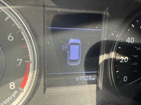 More photos of 2019 Hyundai Santa Fe SE at Zeigler Chrysler Dodge Jeep Ram of Grandville, MI