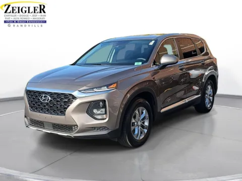 Brown 2019 Hyundai Santa Fe SE for sale in Grandville, MI