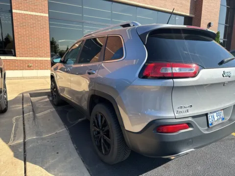 More photos of 2015 Jeep Cherokee Limited at Zeigler Chrysler Dodge Jeep Ram of Grandville, MI
