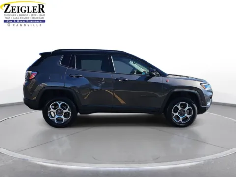 More photos of 2022 Jeep Compass Trailhawk at Zeigler Chrysler Dodge Jeep Ram of Grandville, MI