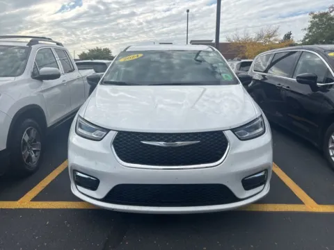 Photos of 2024 Chrysler Pacifica Touring L for sale in Grandville, MI at Zeigler Chrysler Dodge Jeep Ram of Grandville