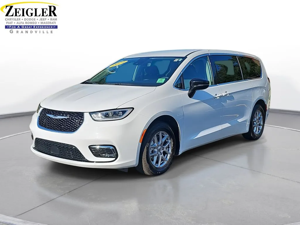 White 2024 Chrysler Pacifica Touring L for sale in Grandville, MI