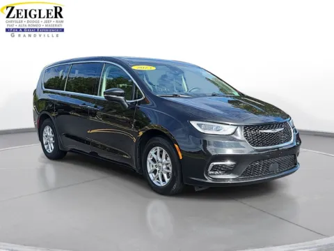 Another view of 2023 Chrysler Pacifica Touring L for sale in Grandville, MI at Zeigler Chrysler Dodge Jeep Ram of Grandville