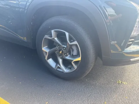 More photos of 2025 Chevrolet Trax LT at Zeigler Chrysler Dodge Jeep Ram of Grandville, MI