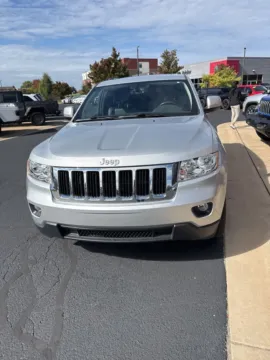 Photos of 2011 Jeep Grand Cherokee Laredo for sale in Grandville, MI at Zeigler Chrysler Dodge Jeep Ram of Grandville