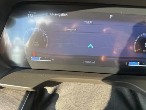 Another view of 2022 Jeep Grand Cherokee Overland for sale in Grandville, MI at Zeigler Chrysler Dodge Jeep Ram of Grandville