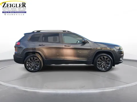 More photos of 2021 Jeep Cherokee Latitude Lux at Zeigler Chrysler Dodge Jeep Ram of Grandville, MI