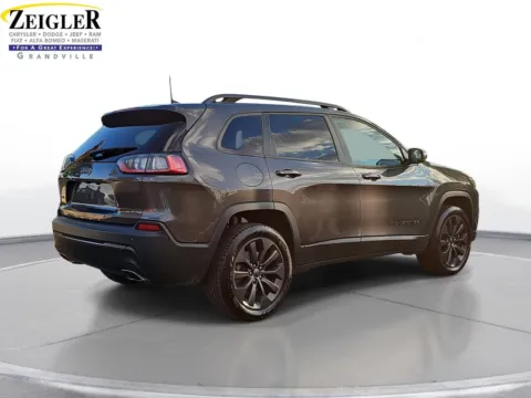 More photos of 2021 Jeep Cherokee Latitude Lux at Zeigler Chrysler Dodge Jeep Ram of Grandville, MI