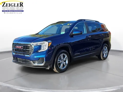 Blue 2023 GMC Terrain SLE for sale in Grandville, MI