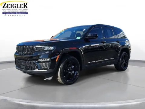 Black 2023 Jeep Grand Cherokee Limited for sale in Grandville, MI