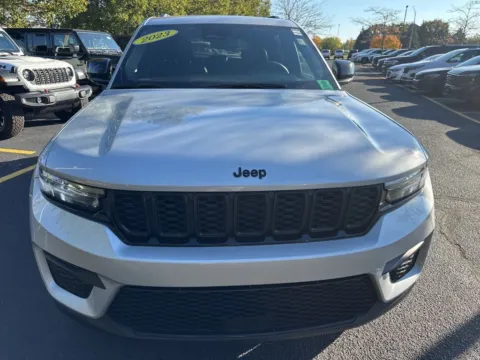 Silver 2023 Jeep Grand Cherokee Altitude for sale in Grandville, MI