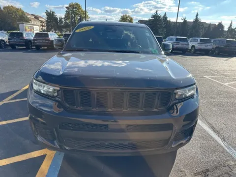 Black 2022 Jeep Grand Cherokee L Altitude for sale in Grandville, MI