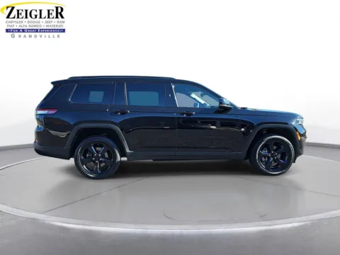 More photos of 2022 Jeep Grand Cherokee L Altitude at Zeigler Chrysler Dodge Jeep Ram of Grandville, MI
