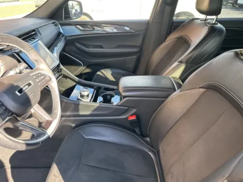 Photos of 2022 Jeep Grand Cherokee L Altitude for sale in Grandville, MI at Zeigler Chrysler Dodge Jeep Ram of Grandville