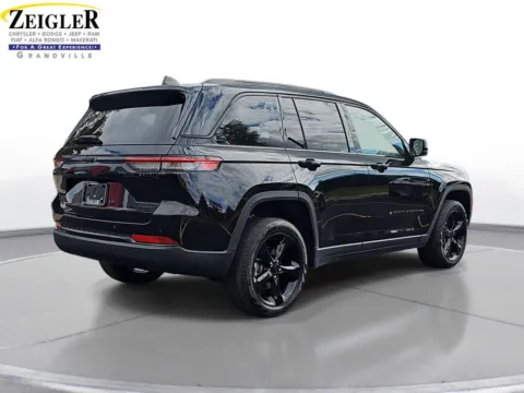 More photos of 2024 Jeep Grand Cherokee Limited at Zeigler Chrysler Dodge Jeep Ram of Grandville, MI