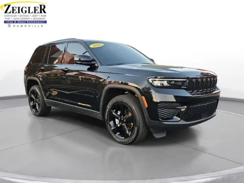 Another view of 2022 Jeep Grand Cherokee Altitude for sale in Grandville, MI at Zeigler Chrysler Dodge Jeep Ram of Grandville