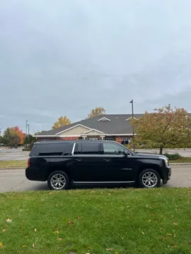 Another view of 2017 GMC Yukon XL SLT for sale in Grandville, MI at Zeigler Chrysler Dodge Jeep Ram of Grandville