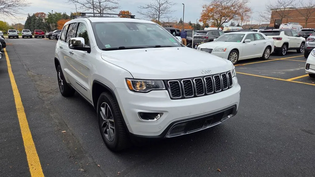 White 2018 Jeep Grand Cherokee Limited for sale in Grandville, MI