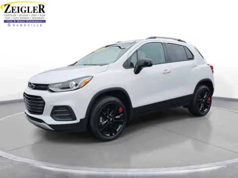 White 2022 Chevrolet Trax LT for sale in Grandville, MI