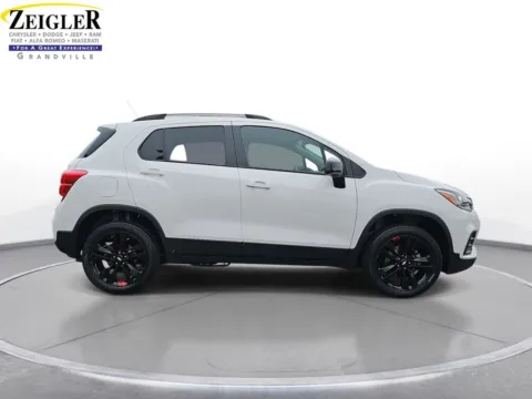 More photos of 2022 Chevrolet Trax LT at Zeigler Chrysler Dodge Jeep Ram of Grandville, MI
