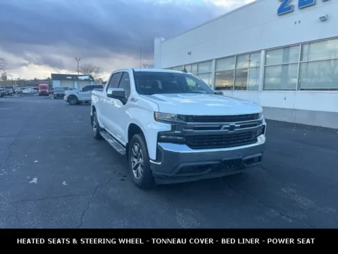 More photos of 2020 Chevrolet Silverado 1500 LT at Zeigler Ford of Lowell, MI