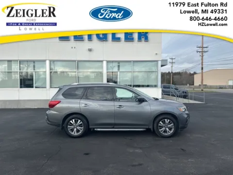 Gray 2020 Nissan Pathfinder SV for sale in Lowell, MI
