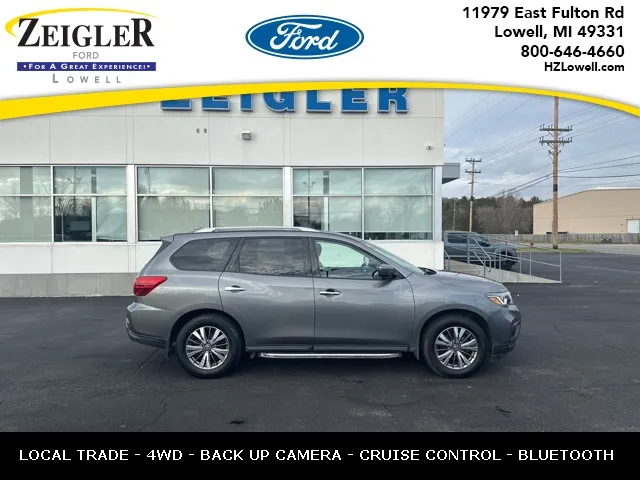Gray 2020 Nissan Pathfinder SV for sale in Lowell, MI
