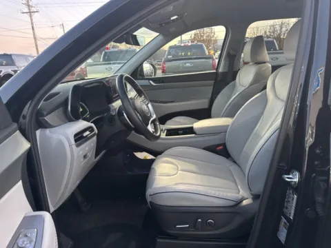 Another view of 2025 Hyundai Palisade SEL for sale in Lowell, MI at Zeigler Ford of Lowell